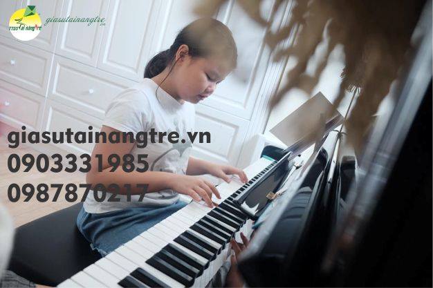 Cần gia sư dạy đàn Piano tại quận 8
