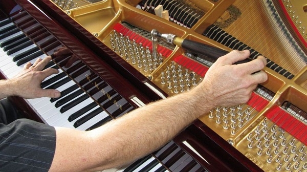 Bắt bệnh và sửa chữa đàn Piano điện hiệu quả