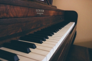 Cần học đàn Piano tại nhà